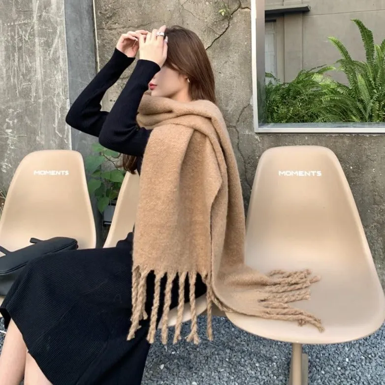 [Korean Style] Acie Chunky Fringed scarf