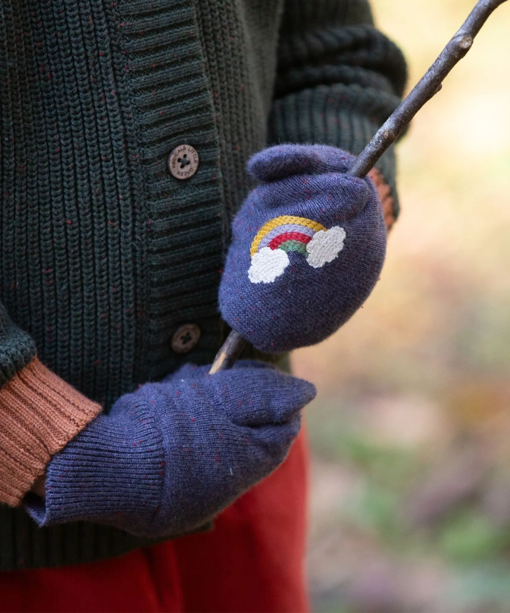 LGR Dreamy Blue Embroidered Knitted Mittens