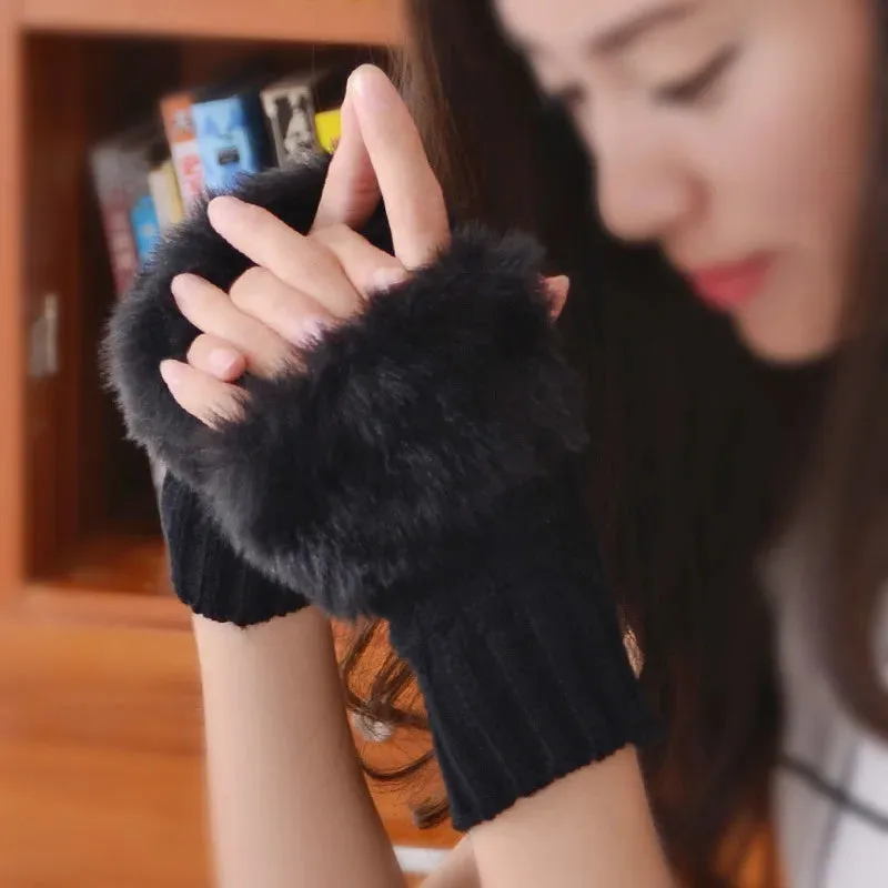 Plush Knitted Gloves