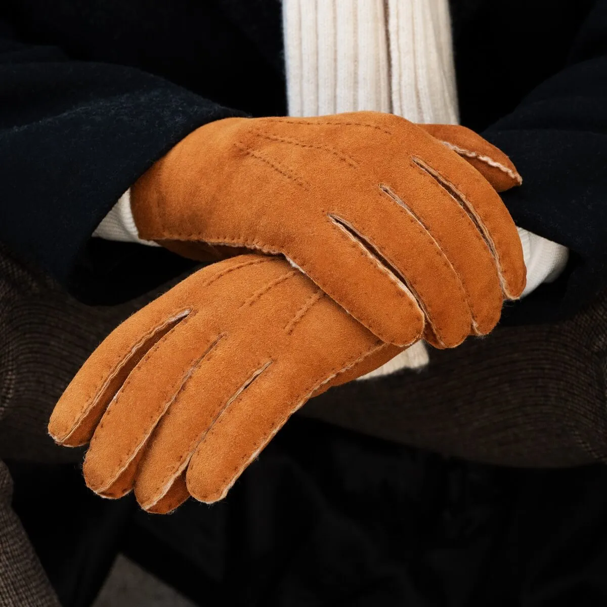 Tommaso - Italian suede leather gloves with luxurious natural sheep fur lining